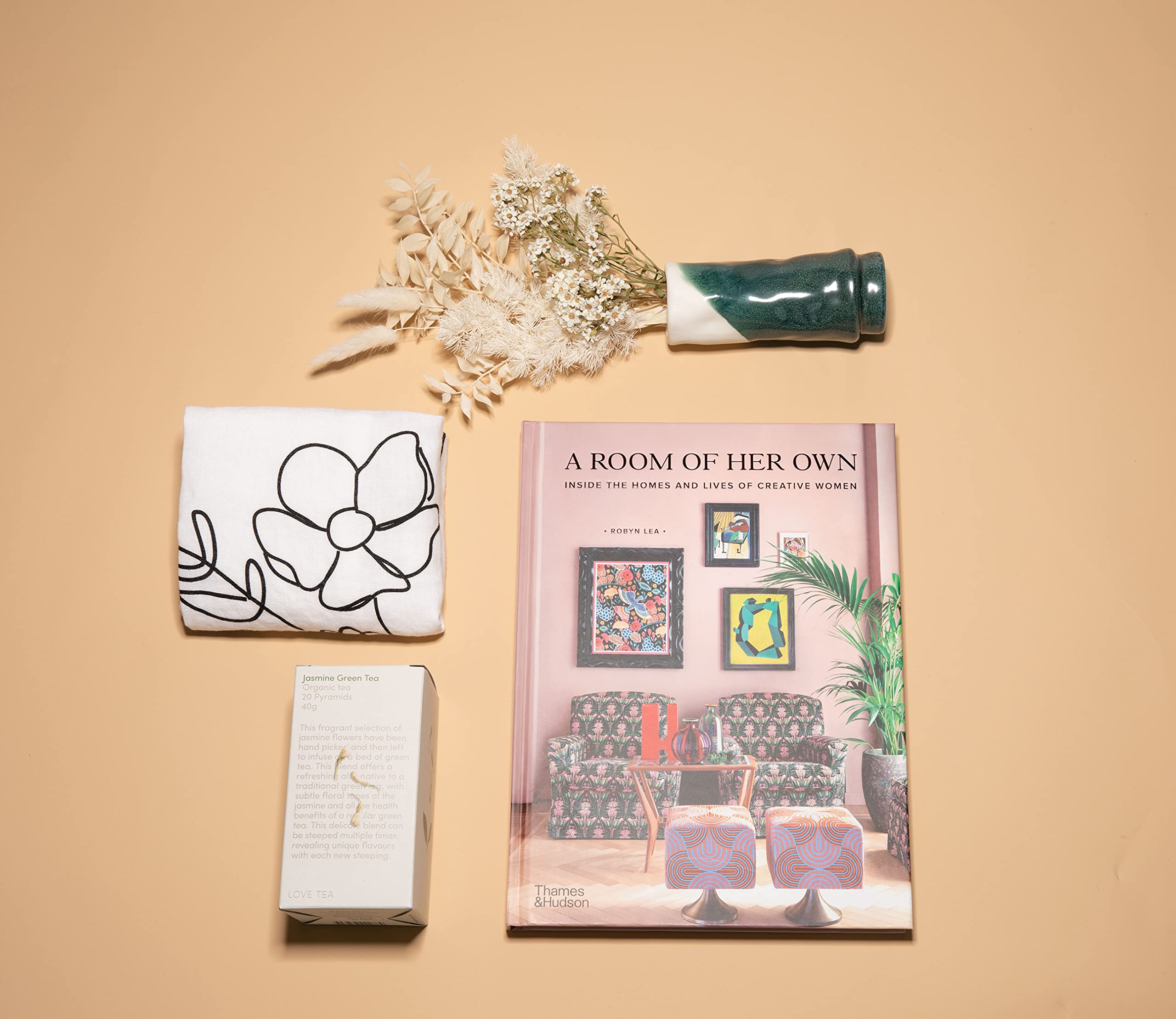 A Room of Her Own: Inside the Homes and Lives of Creative Women